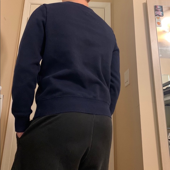 tommy hilfiger sweater - Picture 2 of 2